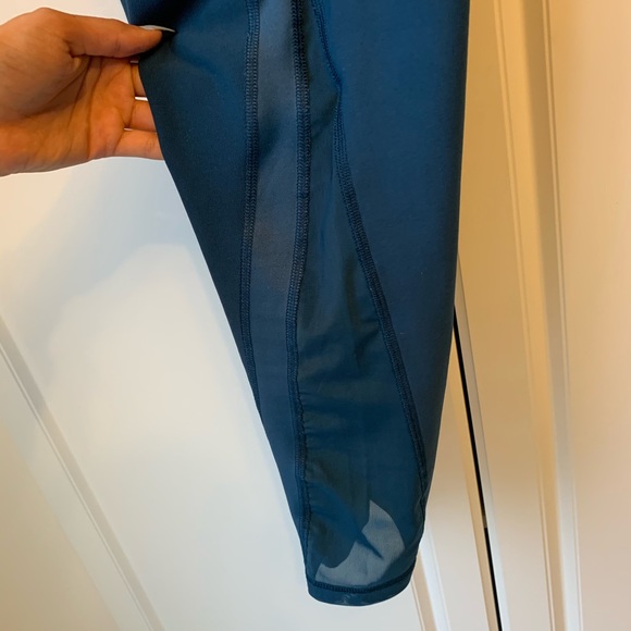 Teal Leggings with Mesh Detail - Picture 4 of 8